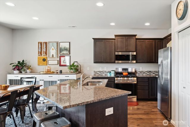 3010 Mahogany Street NE, Lacey, WA 98516