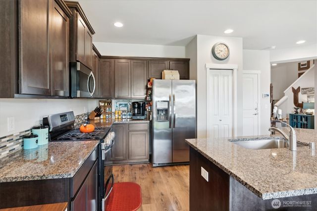 3010 Mahogany Street NE, Lacey, WA 98516