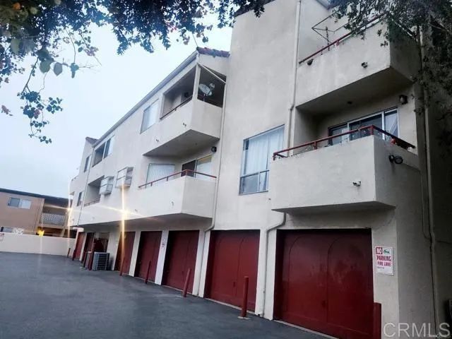 390 E Madison E, El Cajon, CA 92020