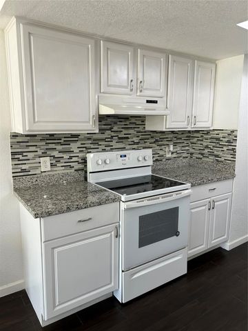 11127 Sageview Drive, Houston, TX 77089