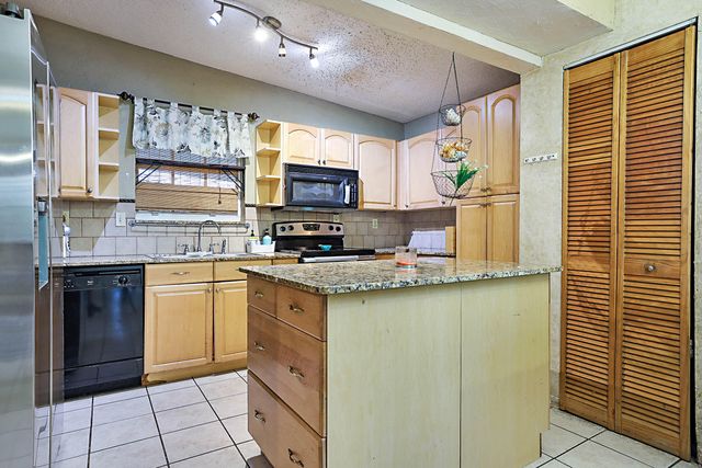 764 Camellia Drive, Royal Palm Beach, FL 33411