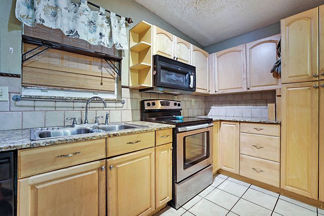 764 Camellia Drive, Royal Palm Beach, FL 33411