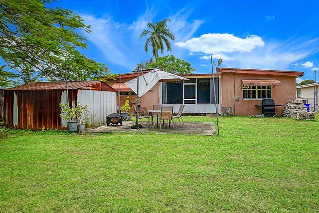 764 Camellia Drive, Royal Palm Beach, FL 33411