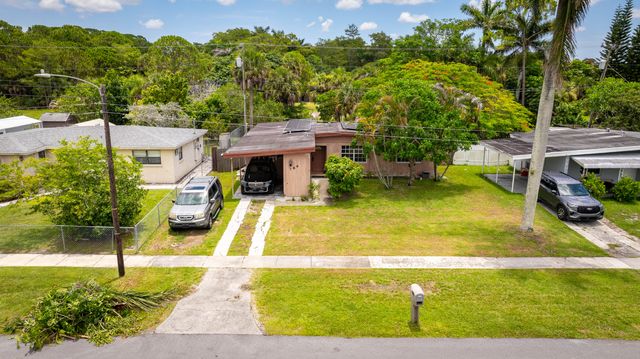 764 Camellia Drive, Royal Palm Beach, FL 33411