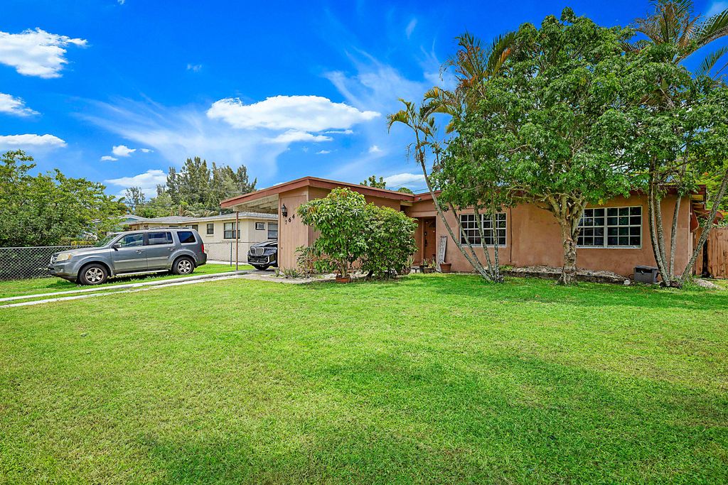 764 Camellia Drive, Royal Palm Beach, FL 33411