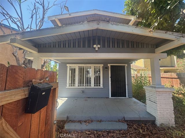 788 E 40th Place, Los Angeles, CA 90011