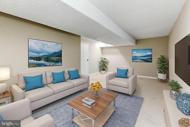 22 PARK SIDE DR, Sicklerville, NJ 08081