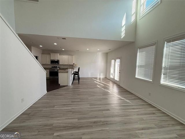2450 Oakleaf Circle, Lithonia, GA 30058