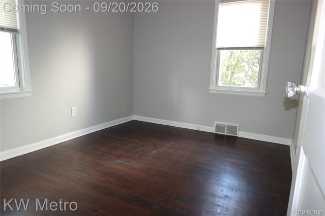 626 E 12 Mile Road, Royal Oak, MI 48073