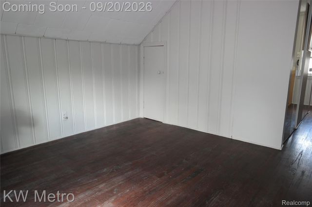 626 E 12 Mile Road, Royal Oak, MI 48073
