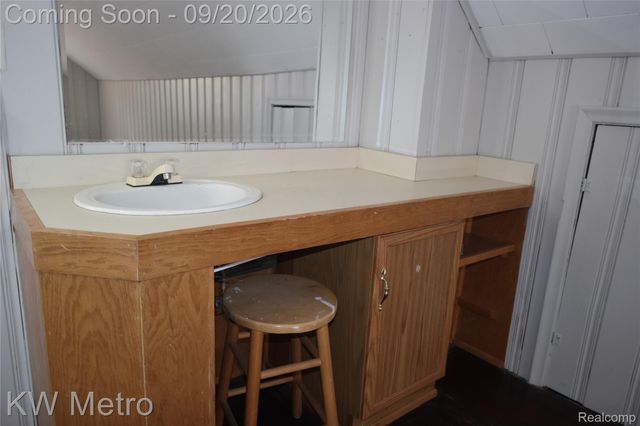 626 E 12 Mile Road, Royal Oak, MI 48073