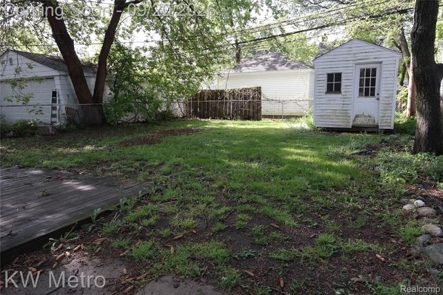 626 E 12 Mile Road, Royal Oak, MI 48073