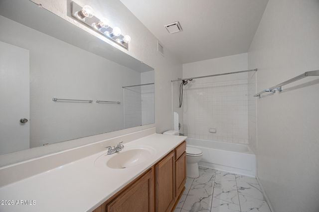 2019 W LEMON TREE Place 1110, Chandler, AZ 85224