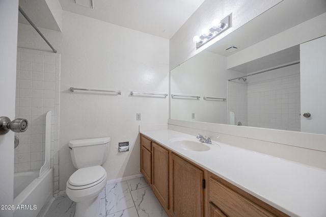 2019 W LEMON TREE Place 1110, Chandler, AZ 85224