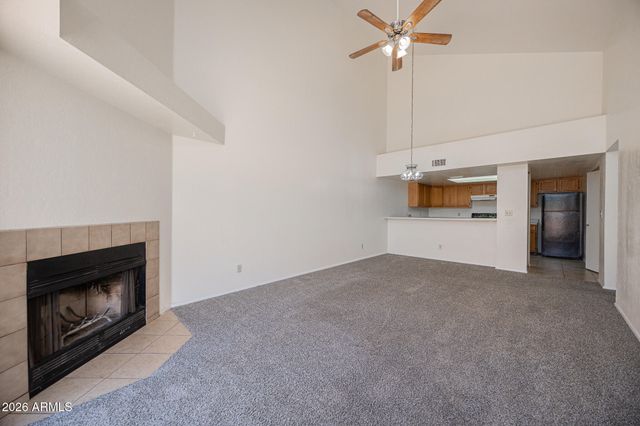 2019 W LEMON TREE Place 1110, Chandler, AZ 85224