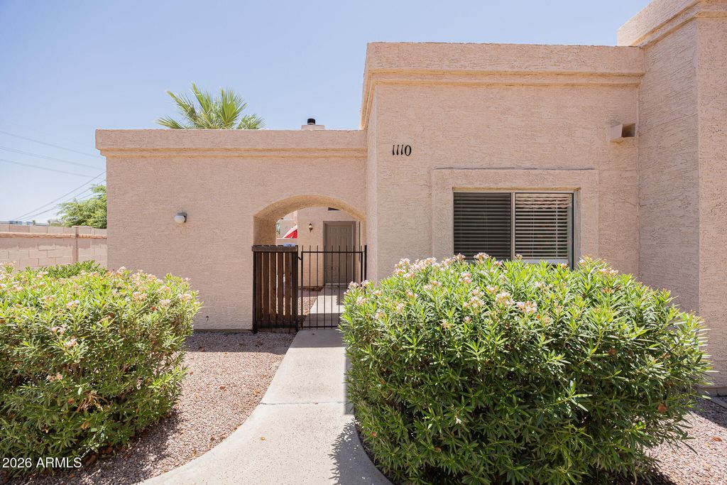 2019 W LEMON TREE Place 1110, Chandler, AZ 85224