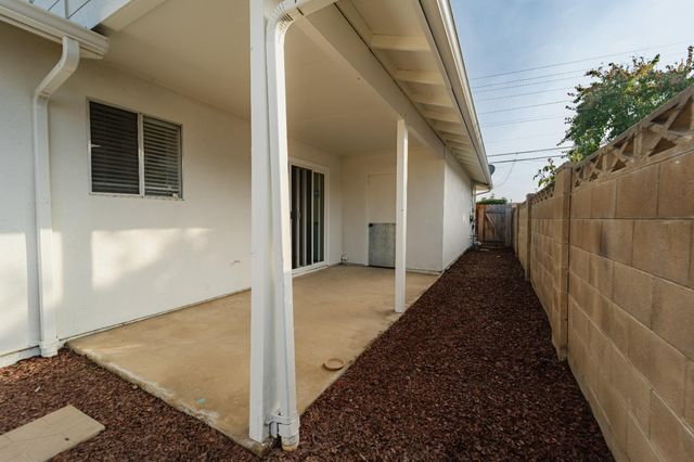 4438 W Feemster Avenue, Visalia, CA 93277