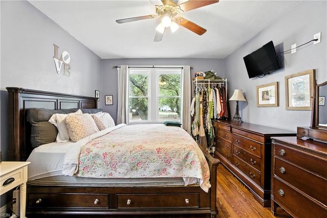 916 Little Bay AVE, Norfolk, VA 23503