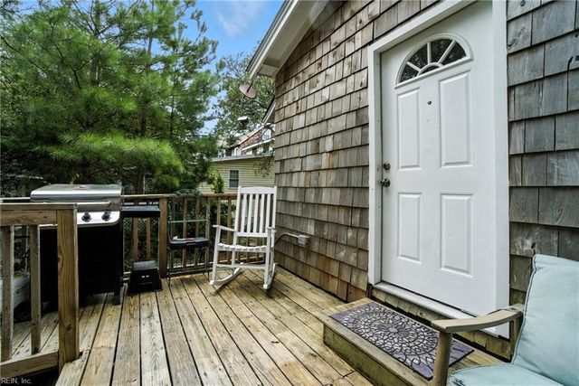 916 Little Bay AVE, Norfolk, VA 23503