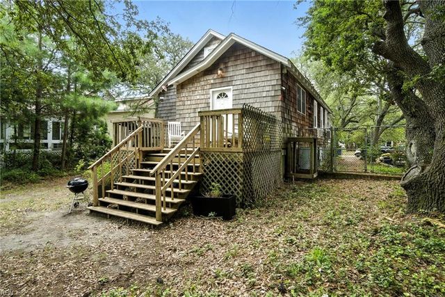 916 Little Bay AVE, Norfolk, VA 23503