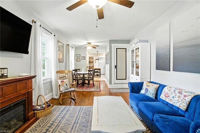 916 Little Bay AVE, Norfolk, VA 23503