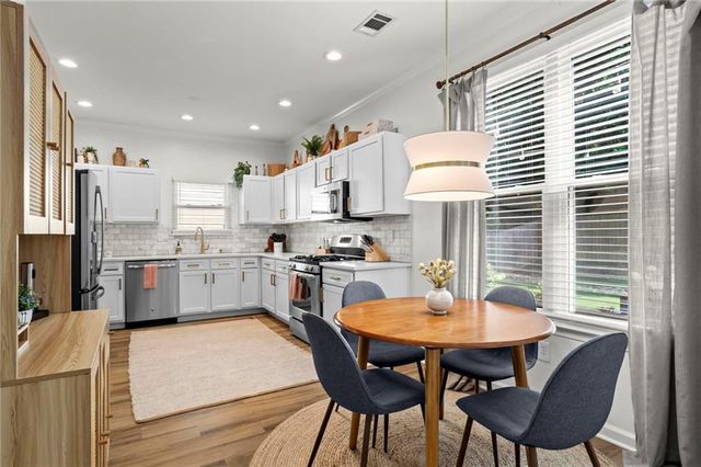 2021 Baramore Oaks Drive, Marietta, GA 30062