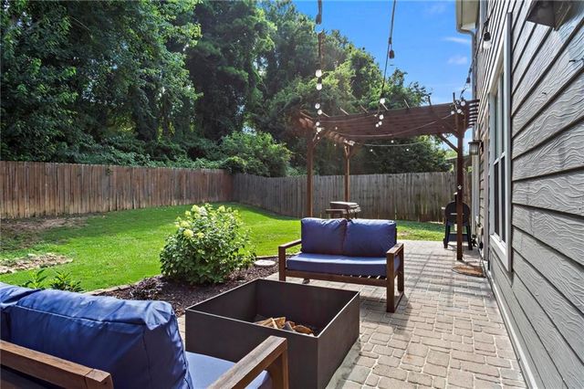 2021 Baramore Oaks Drive, Marietta, GA 30062