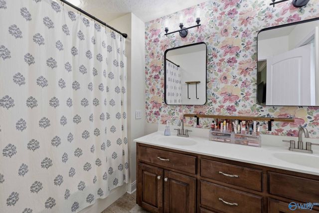 424 Granite Circle, Albertville, AL 35950
