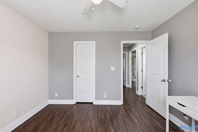 424 Granite Circle, Albertville, AL 35950