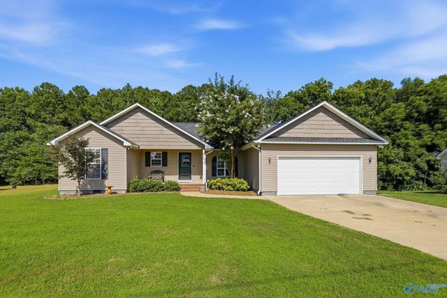 424 Granite Circle, Albertville, AL 35950