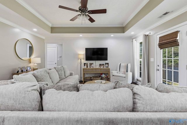 424 Granite Circle, Albertville, AL 35950