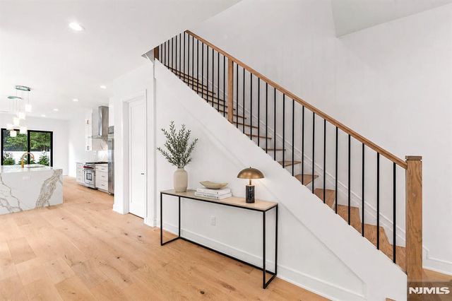 1 Feldman Court, Paramus, NJ 07652