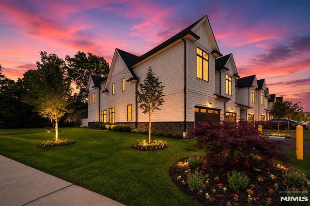 1 Feldman Court, Paramus, NJ 07652