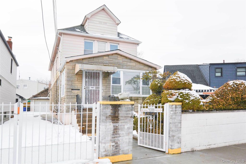 24-10 Gillmore Street 1, East Elmhurst, NY 11369