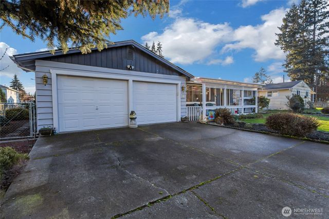 426 160th Street S, Spanaway, WA 98387