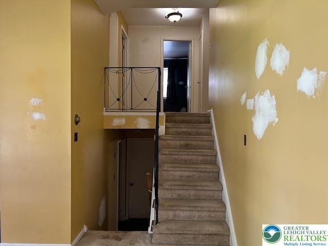 2065 Hopewell Road, Bethlehem City, PA 18017