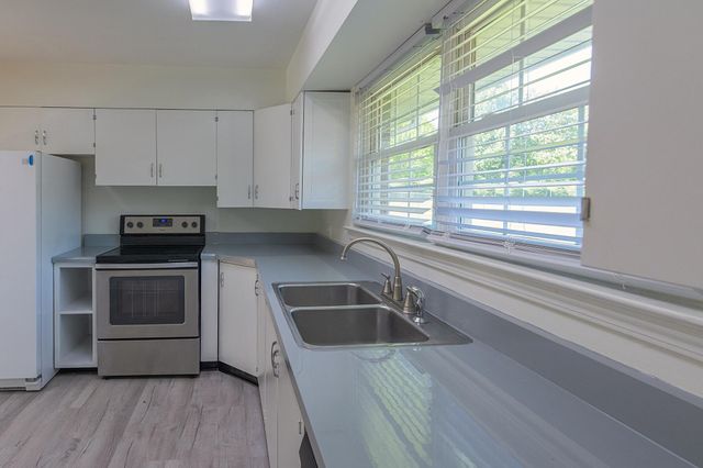 1225 Panorama Drive, Chattanooga, TN 37421