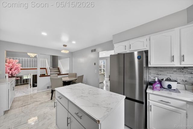 17906 Cider Mill Street, Macomb Township, MI 48044
