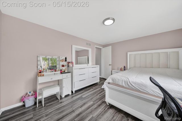 17906 Cider Mill Street, Macomb Township, MI 48044