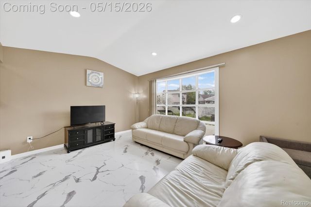 17906 Cider Mill Street, Macomb Township, MI 48044