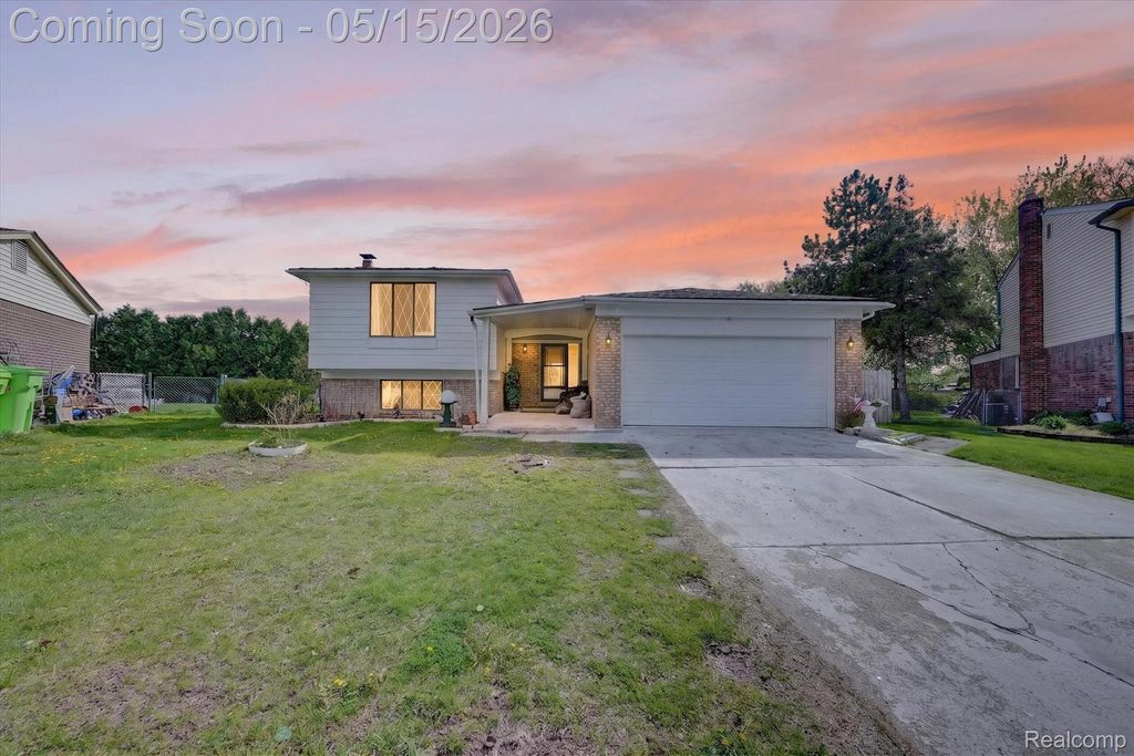 17906 Cider Mill Street, Macomb Township, MI 48044