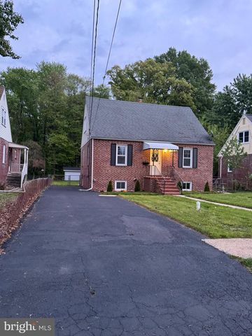 19 PELCZAR AVE, Baltimore, MD 21221
