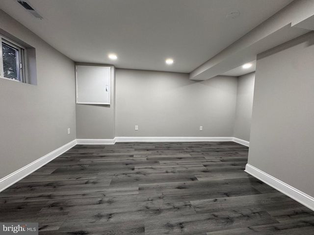 19 PELCZAR AVE, Baltimore, MD 21221