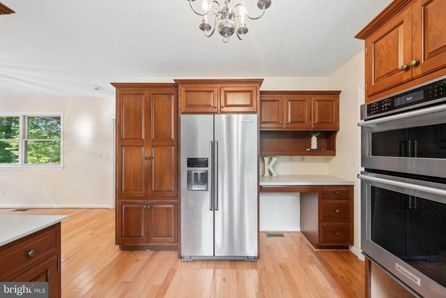 21 WORTHINGTON HILL DR, Reisterstown, MD 21136