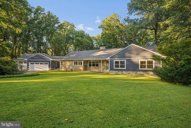 21 WORTHINGTON HILL DR, Reisterstown, MD 21136