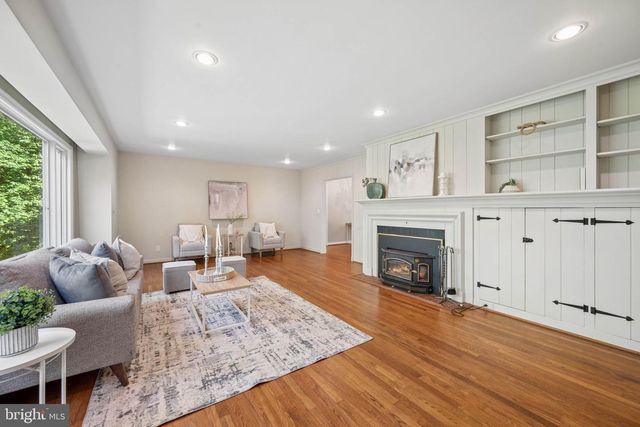 21 WORTHINGTON HILL DR, Reisterstown, MD 21136