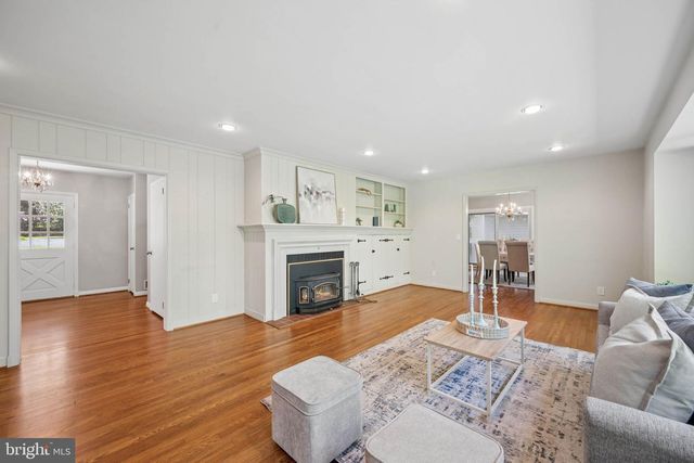 21 WORTHINGTON HILL DR, Reisterstown, MD 21136