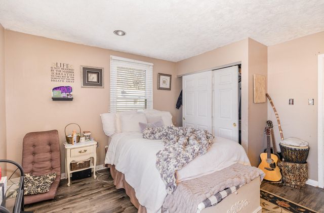 301 Garvey Avenue, Elsmere, KY 41018