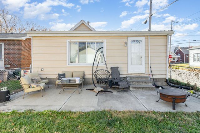 301 Garvey Avenue, Elsmere, KY 41018