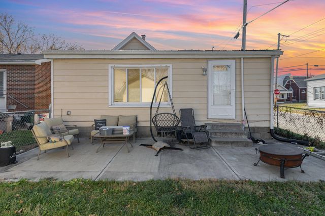 301 Garvey Avenue, Elsmere, KY 41018